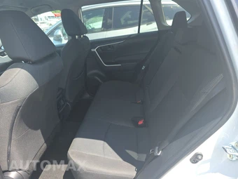 2025 Toyota RAV4 LE - miniatura 13