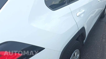 2025 Toyota RAV4 LE - miniatura 28