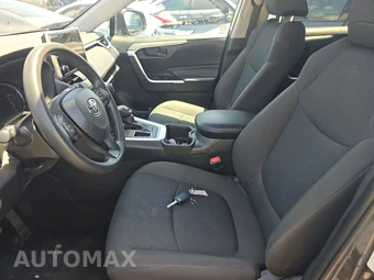 2025 Toyota RAV4 LE - miniatura 7