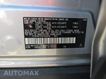 2025 Toyota RAV4 LE - miniatura 14