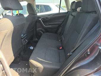 2025 Toyota RAV4 LE - miniatura 13