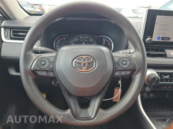 2025 Toyota RAV4 LE - miniatura 10