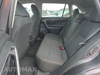2025 Toyota RAV4 LE - miniatura 13