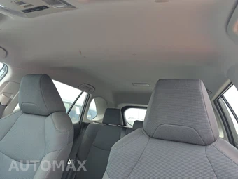 2025 Toyota RAV4 LE - miniatura 17