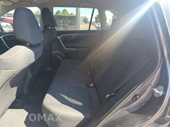 2025 Toyota RAV4 LE – miniatura 13