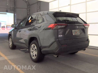 2025 Toyota RAV4 LE – miniatura 6