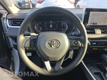 2025 Toyota RAV4 LE - miniatura 10