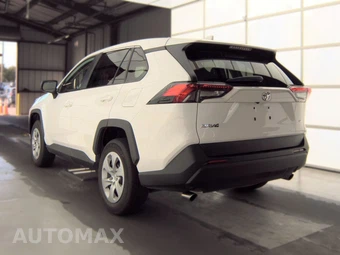 2025 Toyota RAV4 LE - miniatura 6