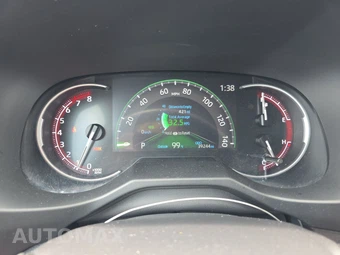 2025 Toyota RAV4 LE - miniatura 12