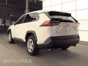2025 Toyota RAV4 LE - miniatura 6