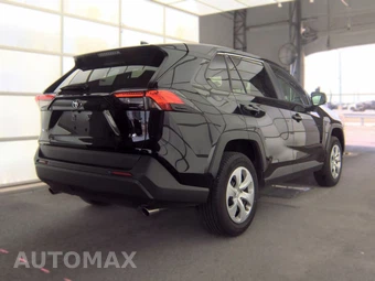 2025 Toyota RAV4 LE - miniatura 4