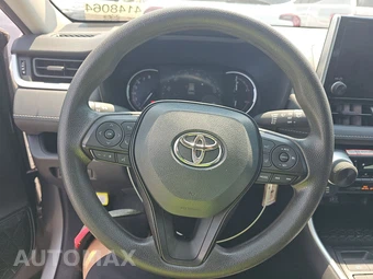 2025 Toyota RAV4 LE - miniatura 10