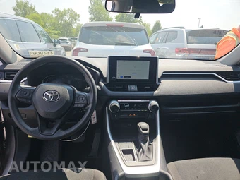 2025 Toyota RAV4 LE - miniatura 11