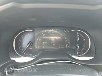2025 Toyota RAV4 LE - miniatura 12