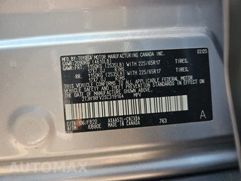 2025 Toyota RAV4 LE - miniatura 14