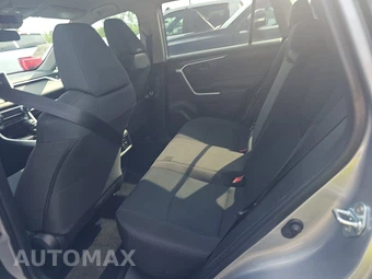 2025 Toyota RAV4 LE - miniatura 13