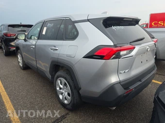 2025 Toyota RAV4 LE - miniatura 6