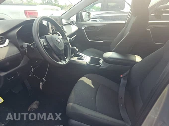 2025 Toyota RAV4 LE - miniatura 7