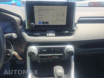 2025 Toyota RAV4 LE – miniatura 11