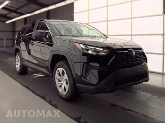 2025 Toyota RAV4 LE – miniatura 3