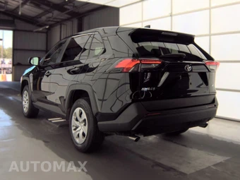 2025 Toyota RAV4 LE – miniatura 6