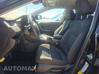 2025 Toyota RAV4 LE – miniatura 7