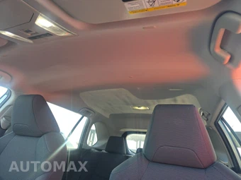 2025 Toyota RAV4 LE - miniatura 17
