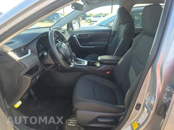 2025 Toyota RAV4 LE - miniatura 7