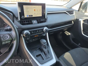 2025 Toyota RAV4 LE - miniatura 11