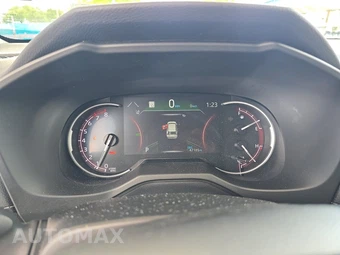 2025 Toyota RAV4 LE - miniatura 12