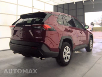 2025 Toyota RAV4 LE - miniatura 4