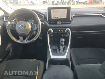 2025 Toyota RAV4 LE - miniatura 11