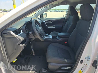 2025 Toyota RAV4 LE - miniatura 7