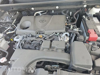 2025 Toyota RAV4 LE – miniatura 15