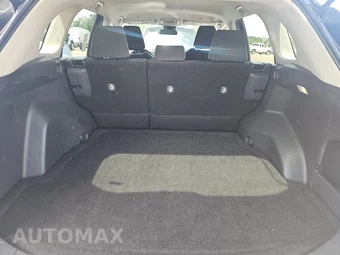2025 Toyota RAV4 LE – miniatura 16