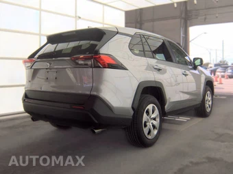 2025 Toyota RAV4 LE - miniatura 4