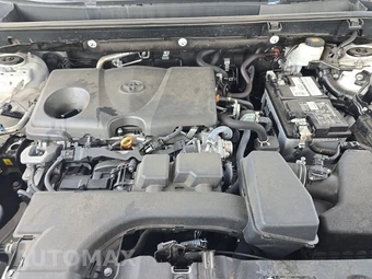 2025 Toyota RAV4 LE - miniatura 15