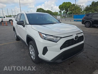 2025 Toyota RAV4 LE - miniatura 3