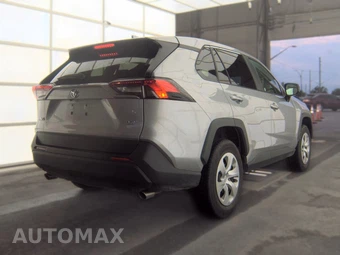 2025 Toyota RAV4 LE - miniatura 4