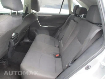 2025 Toyota RAV4 LE - miniatura 10