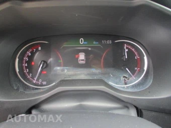 2025 Toyota RAV4 LE - miniatura 7