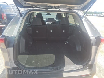 2025 Toyota RAV4 LE - miniatura 16
