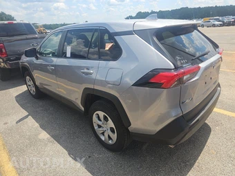 2025 Toyota RAV4 LE - miniatura 6