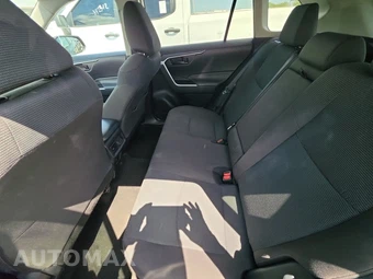 2025 Toyota RAV4 LE – miniatura 13