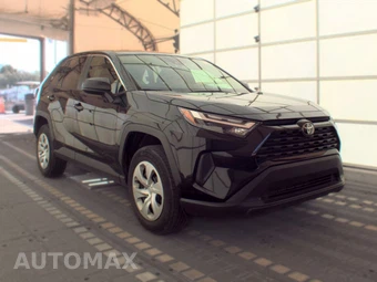2025 Toyota RAV4 LE – miniatura 3