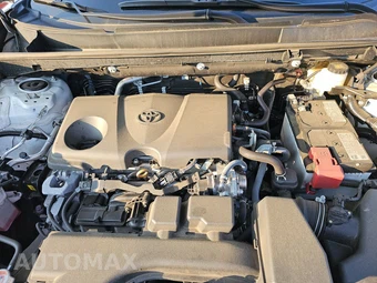 2025 Toyota RAV4 LE - miniatura 15