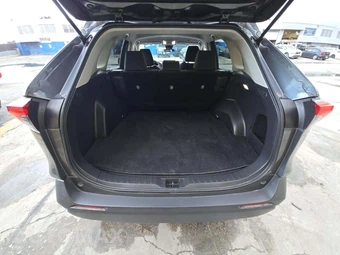 2025 Toyota RAV4 LE – miniatura 11