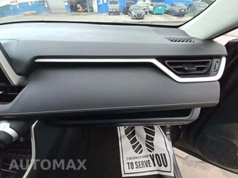 2025 Toyota RAV4 LE – miniatura 16