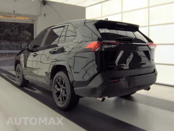 2025 Toyota RAV4 LE - miniatura 6