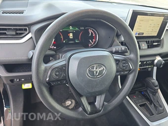 2025 Toyota RAV4 LE - miniatura 10